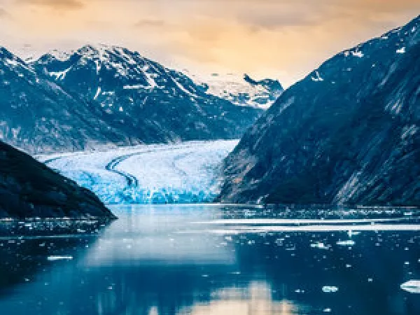 glacier into ocean